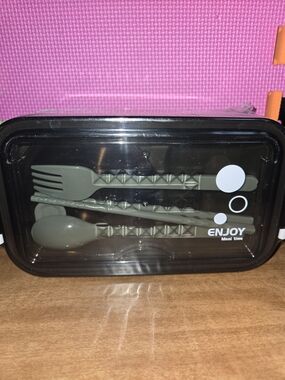 New Bento-style Lunch Box w/ Utensils – Leakproof, Stackable